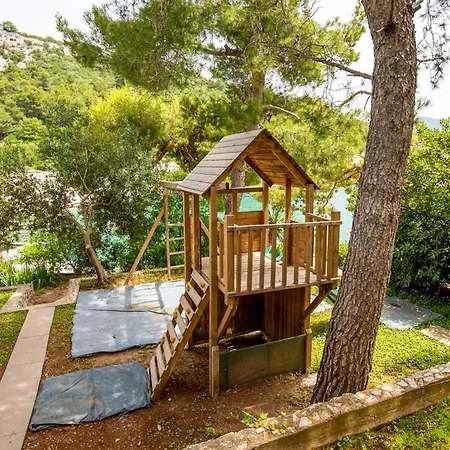 Διαμέρισμα Beach Front Apartment In Klek With House Sea View